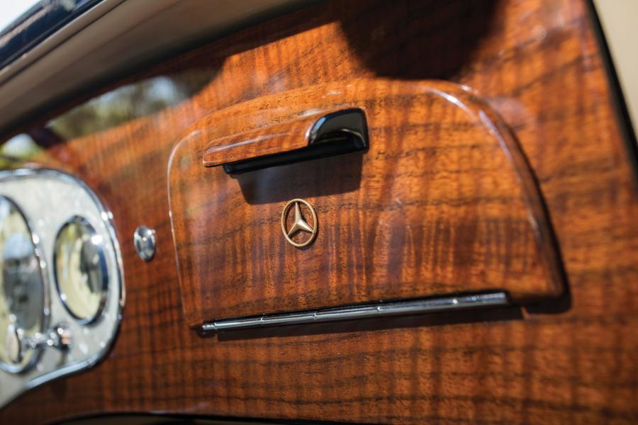 Детали интерьера Mercedes-Benz 500K Tourenwagen 2 Turen (W29) 1934 года  (фото 30 из 32)